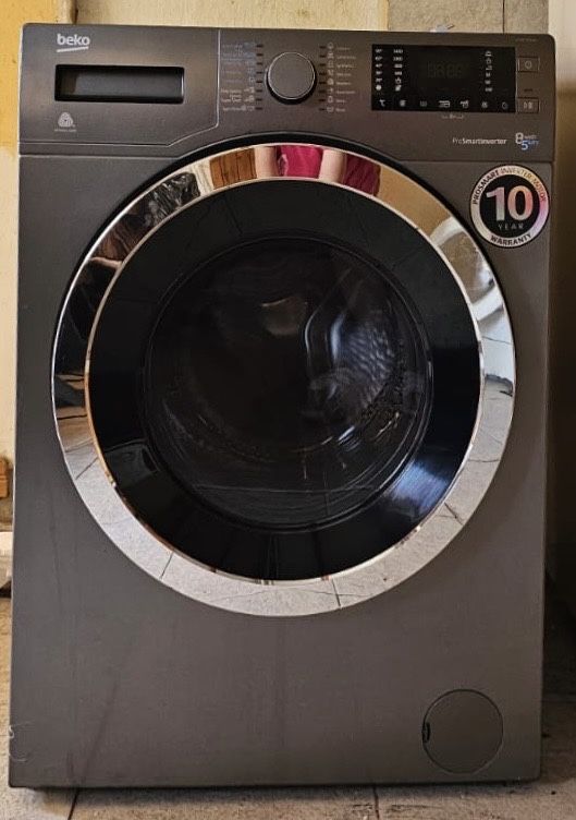 Пералня със сушилня Beko