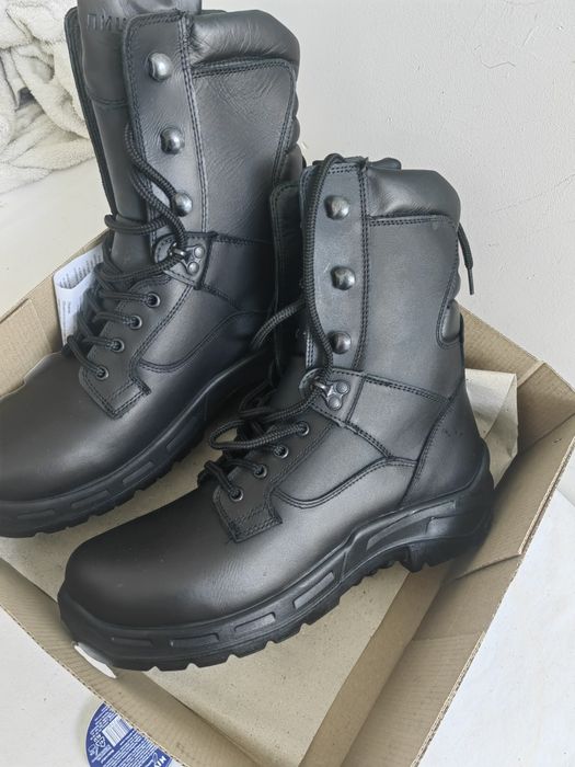 Нови Зимни боти полицейски