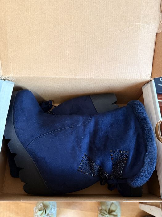 Зимняя обувь в идеальном состояний