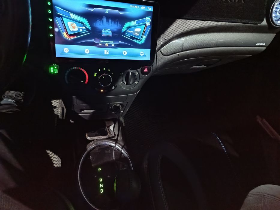 Nexia 3  avtomat srochna sotiladi