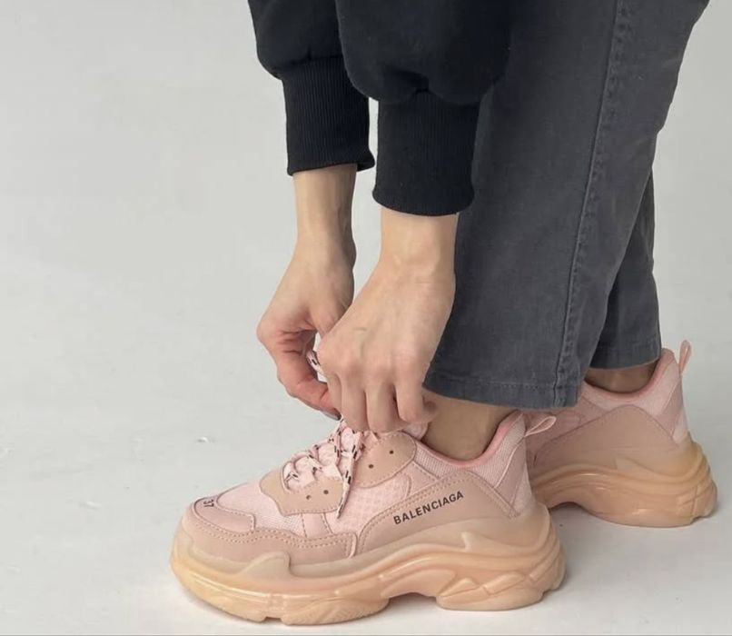 Adidasi Balenciaga roz