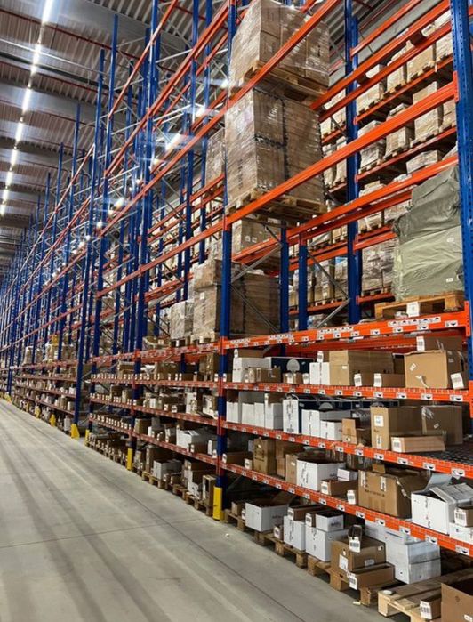Avem rafturi metalice de vânzare producător Dexion