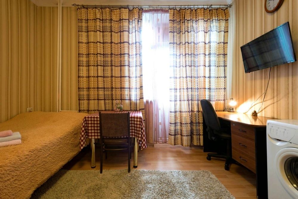 1 комнатная квартира в центре, ул. Кабанбай Батыра - ул. Желтоксан