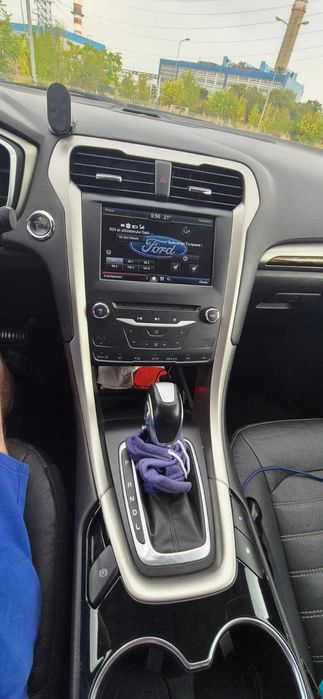 Viteză, confort–toate într-un singur loc Ford Fusion Hibryd - Plug In