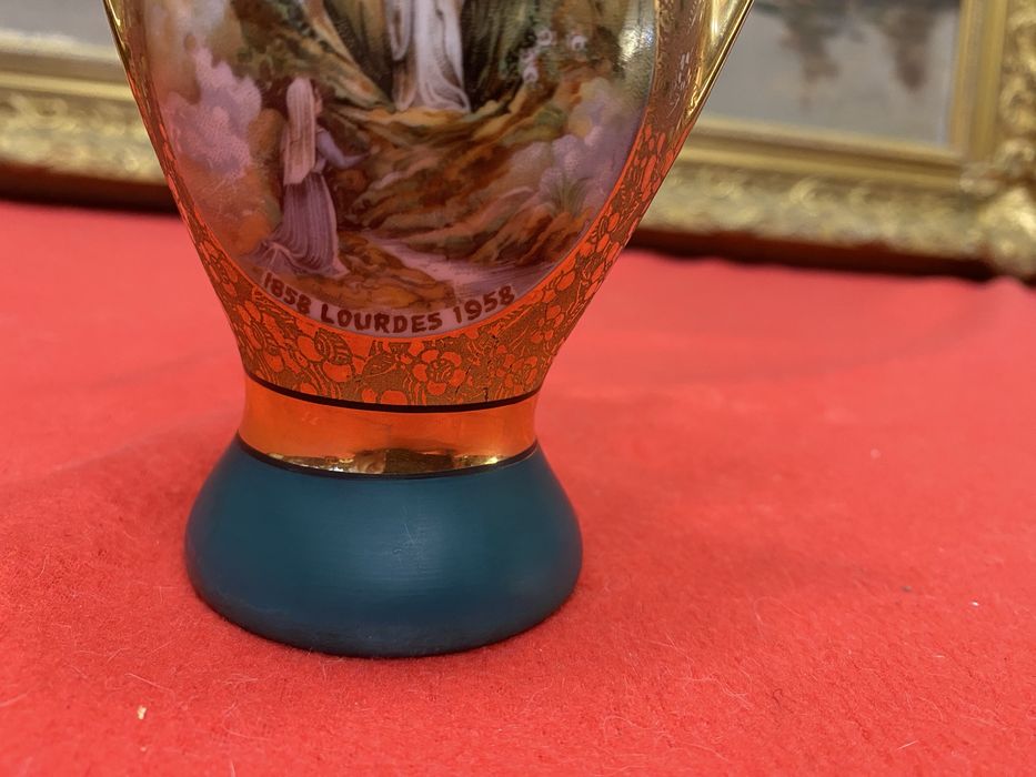 Френска ваза Limoges 1958 24 к позлата ръчно изрисувана