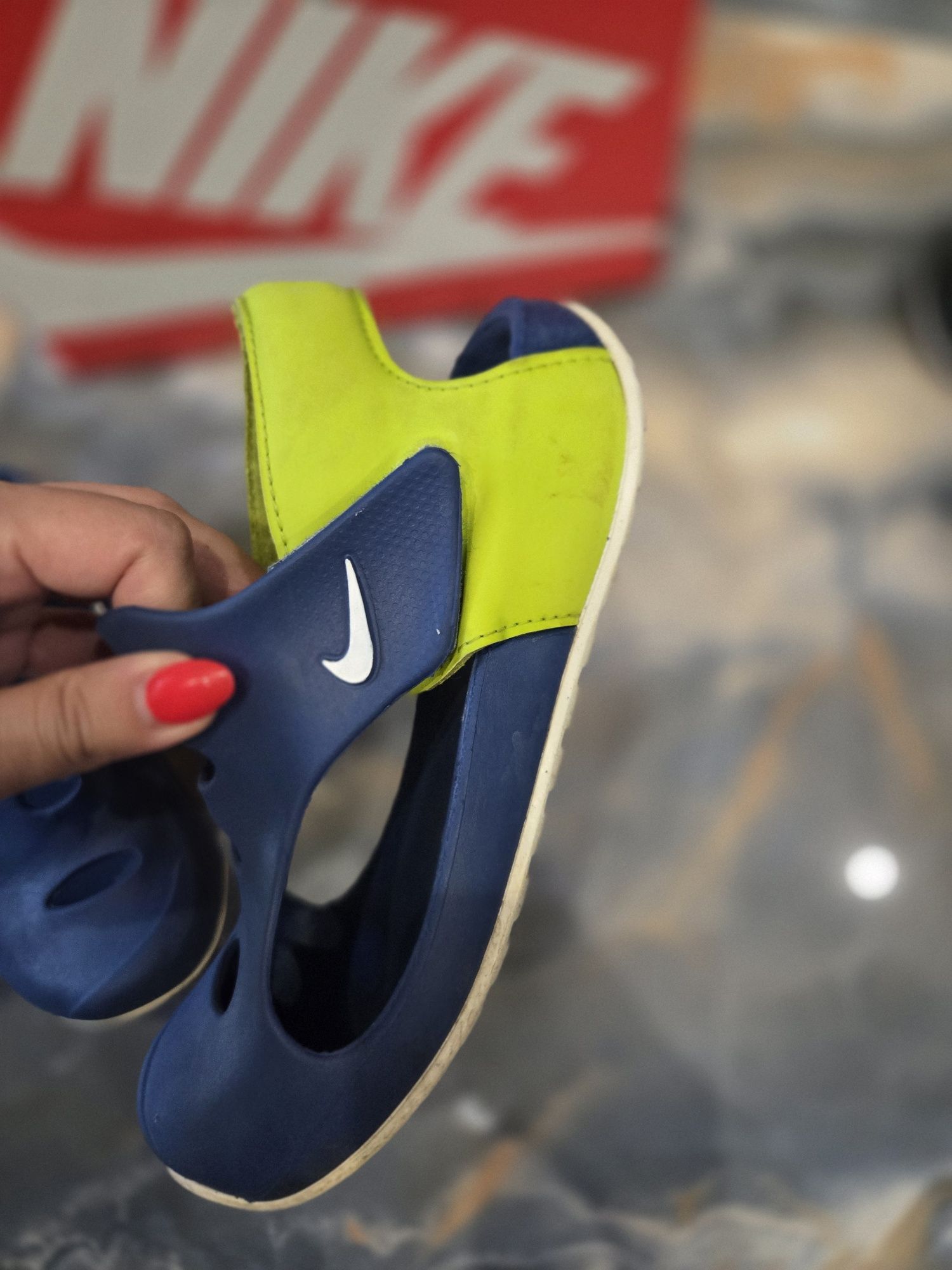 Сандали найк/  nike номер 33