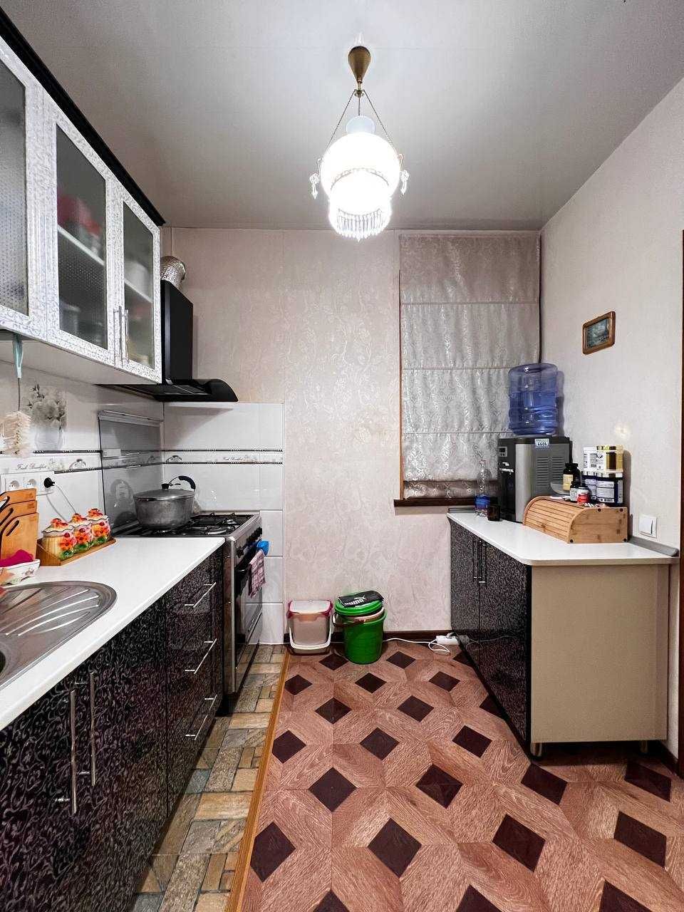 3 комн квартира. Меб, техника.  БУЗ-2