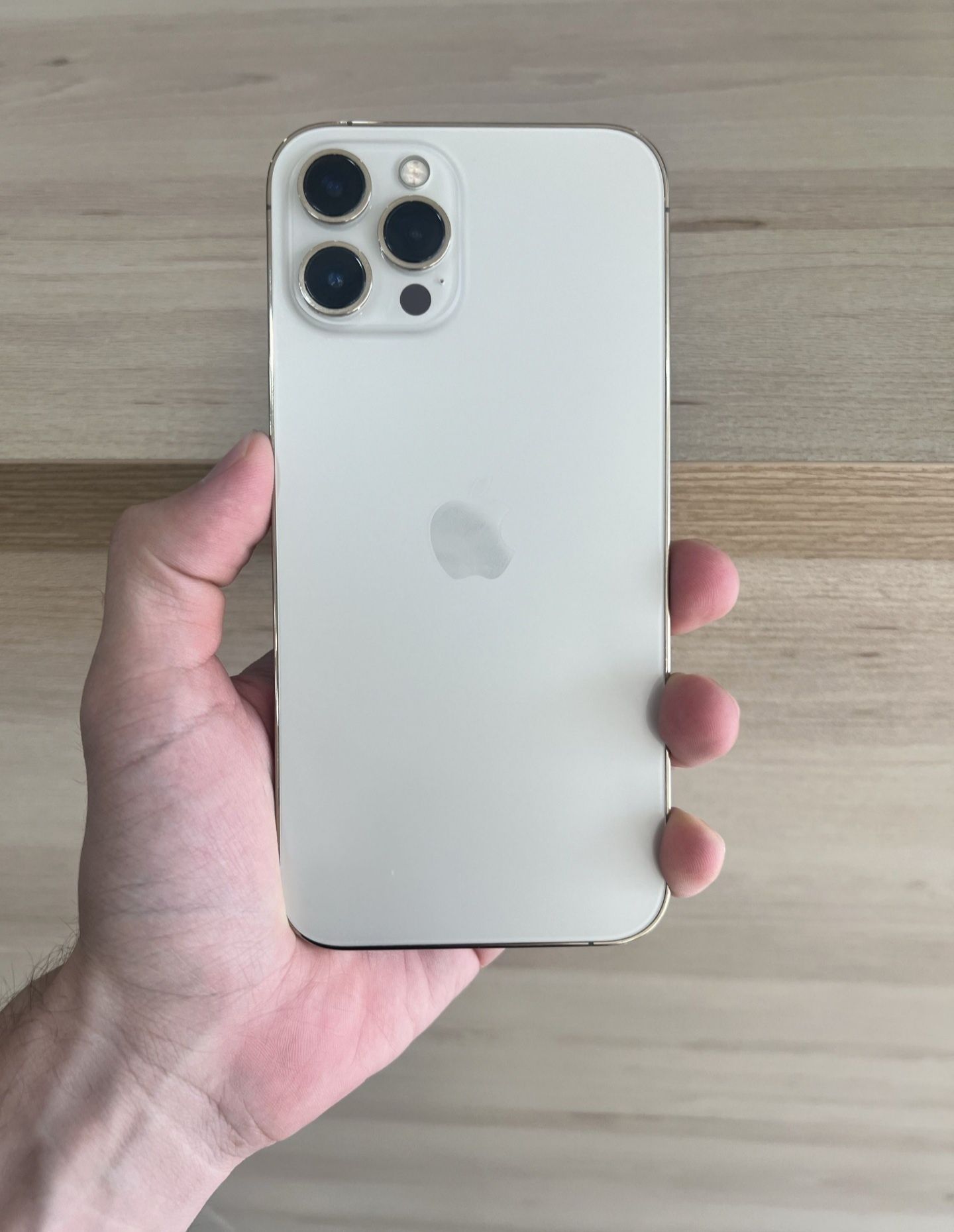 Iphone 12 pro srochna