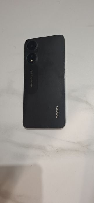Oppo A78 5G 256gb.