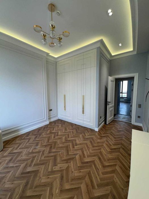 мирзоулугбек 4х ком с ремонтом Golden House Ozmahal 111м2; Новомосков