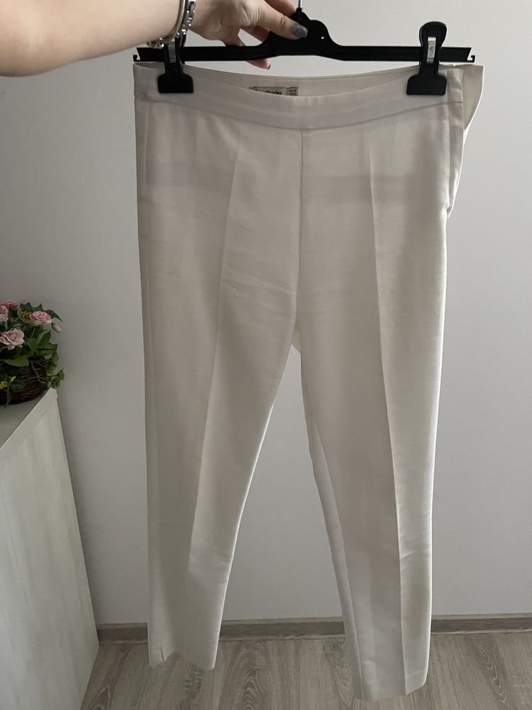 Pantaloni Dama Stradivarius