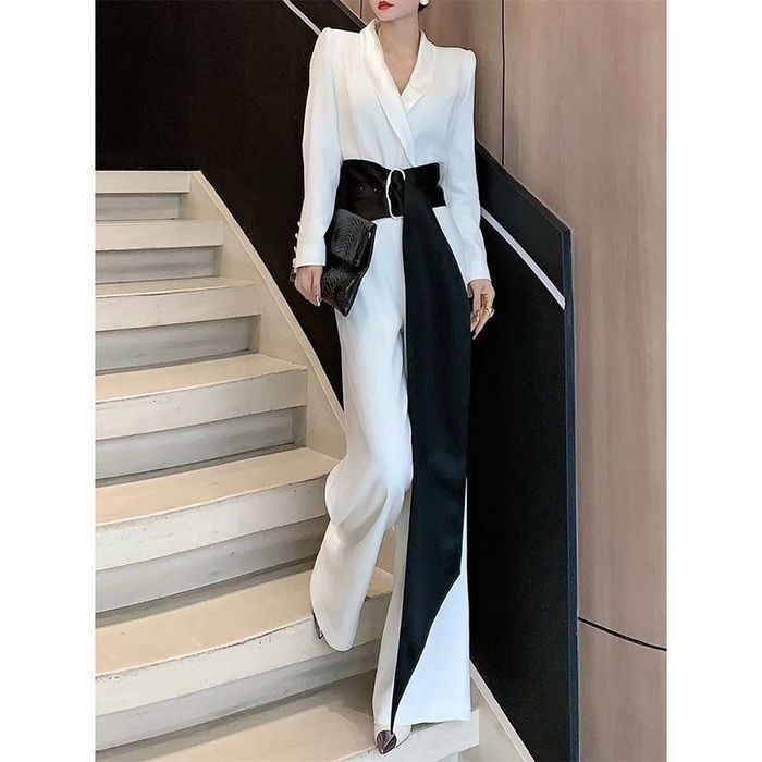 Продам костюм комбинезон