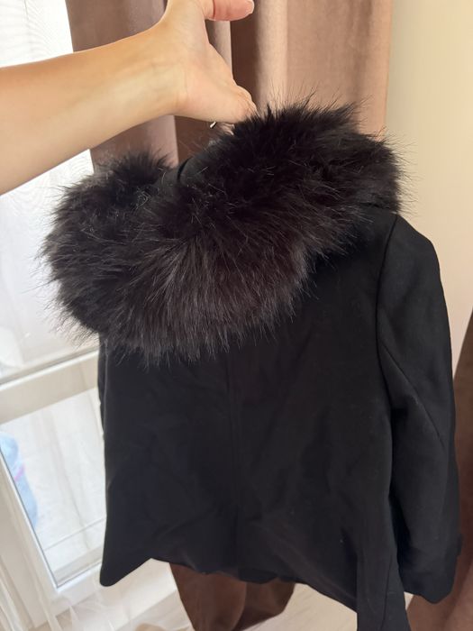 Палто Зара Черно с косъм