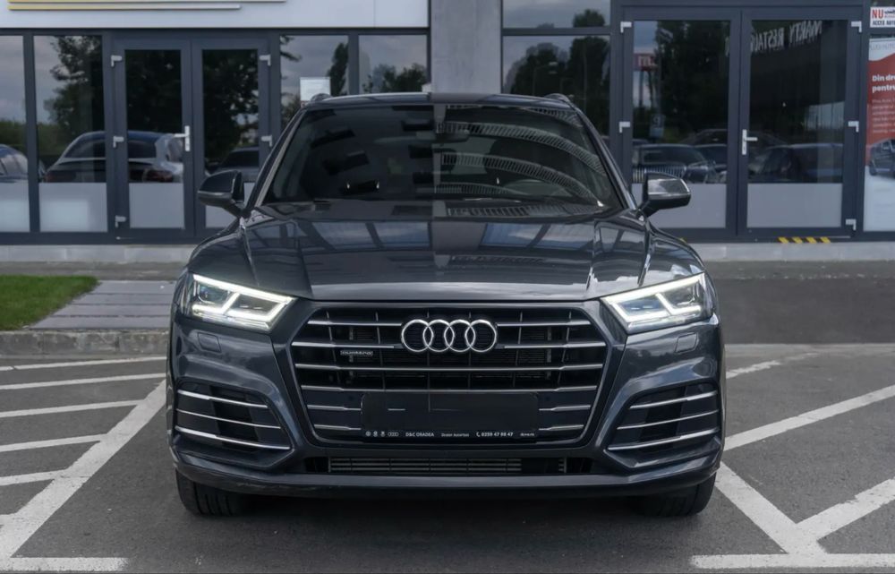 Vand Audi Q5 55 TFSIe PHEV Quattro- 2 variante de achizitie