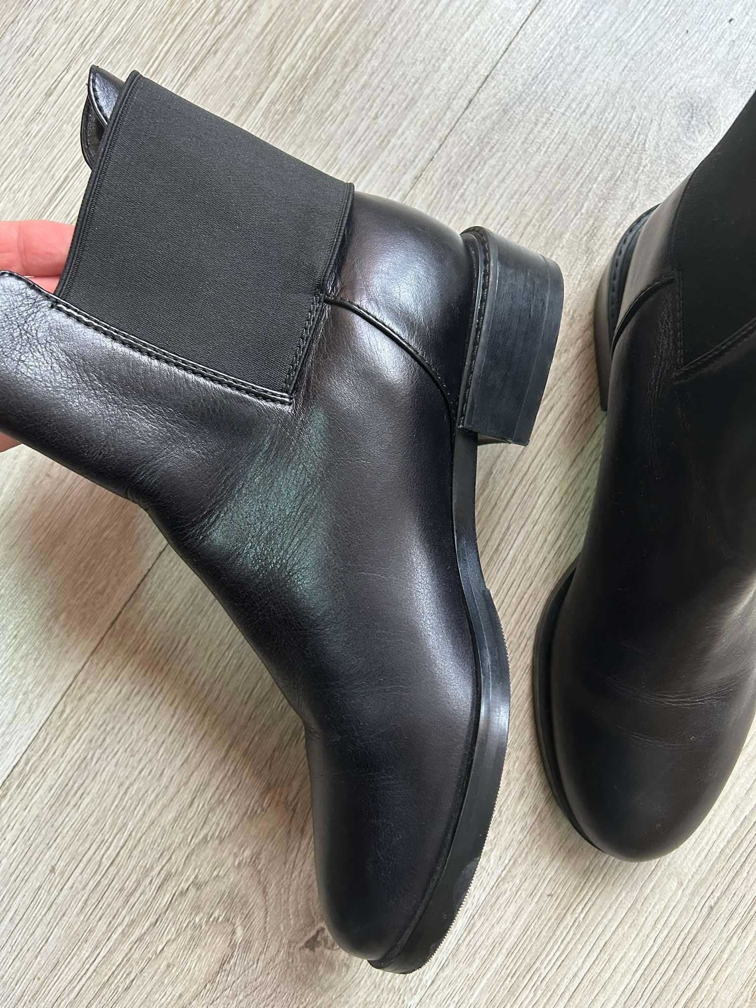 Кожени боти clarks