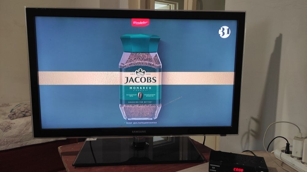 Телевизор Samsung 32" (81см)