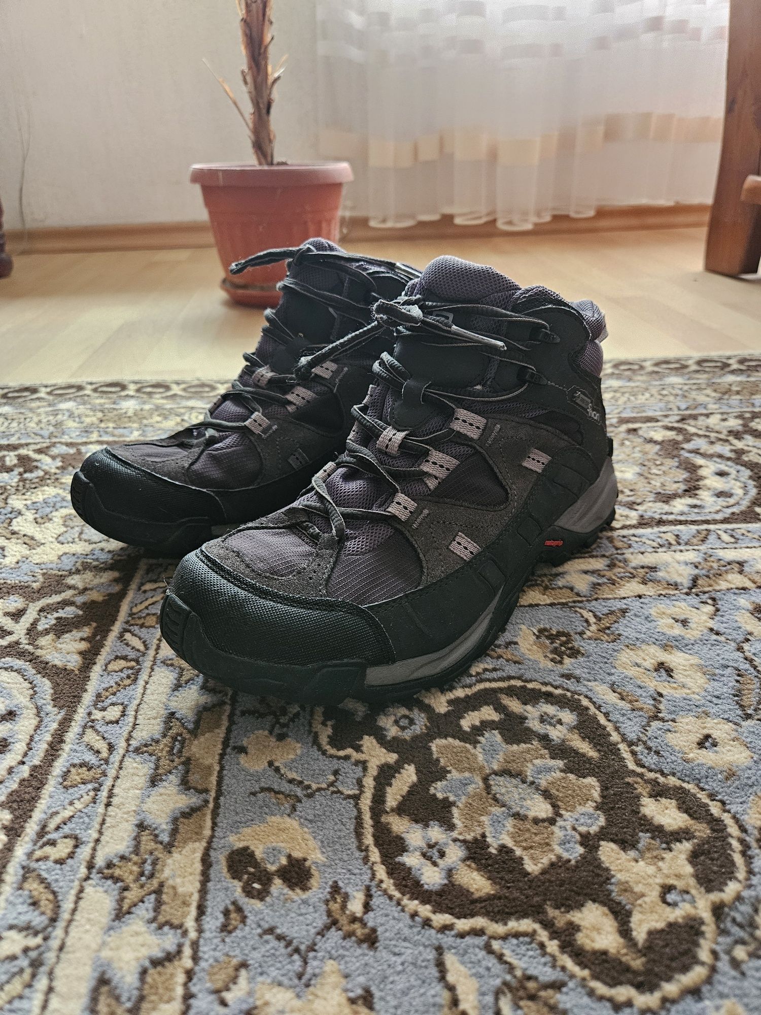 Туристически Salomon 41 1/3
