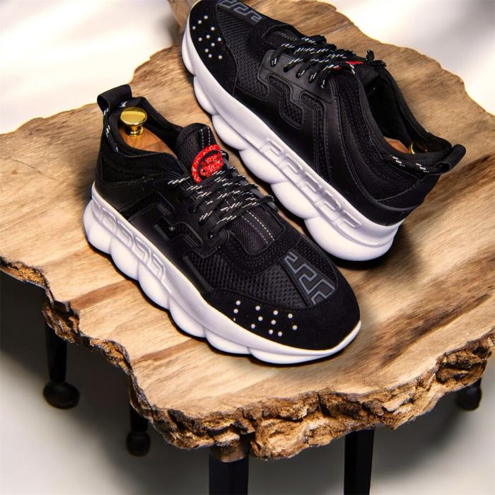 Adidasi Chain Reaction calitate superioara!