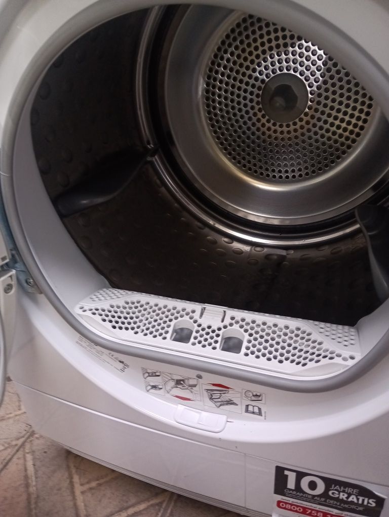 Сушилня с термопомпа АЕГ Aeg Protex Plus 8кг А+++ 2 години гаранция!
