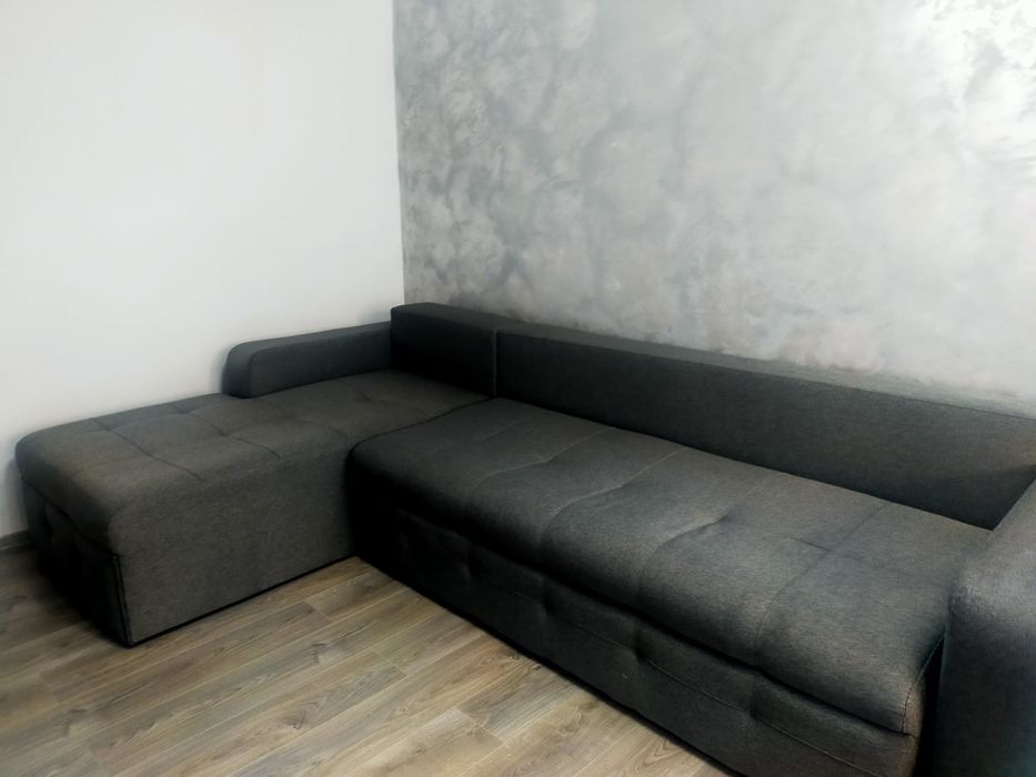 Colțar in stare foarte buna