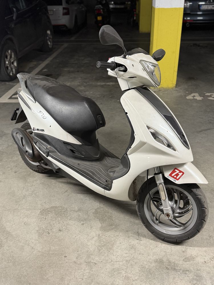 Scooter Piaggy Fly 49 cmc an 2012 550 eur