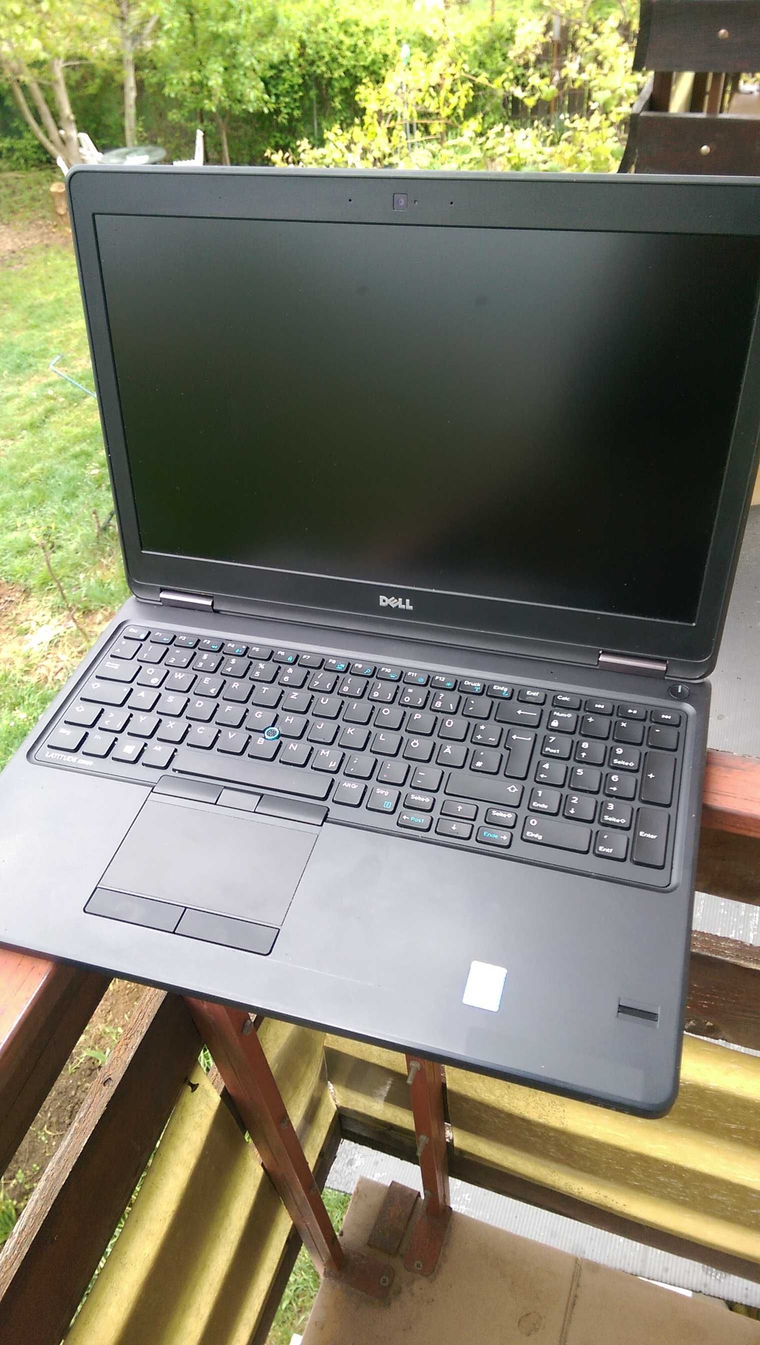 Dell Vostro 1510 Inspiron N7110 Latitude E5550 E5540 stare foarte buna