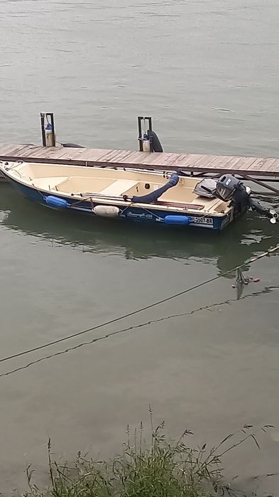 Barca de agrement  pescuit romcraft 480M