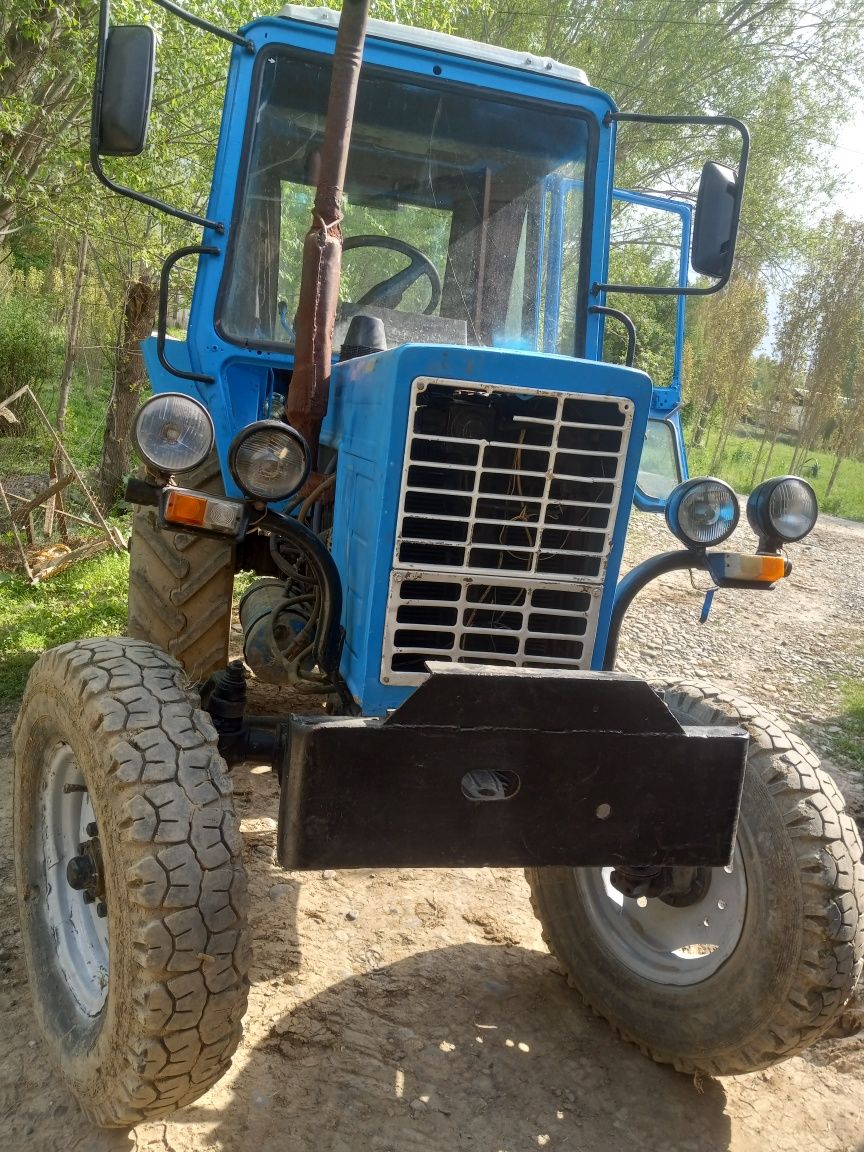 Srochna belarus traktor sotiladi