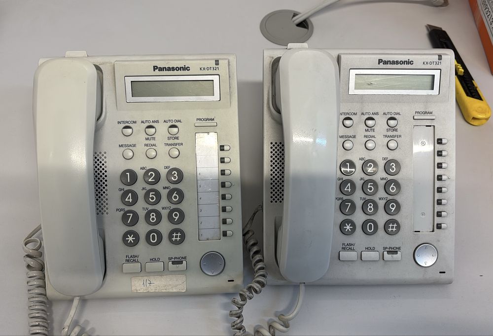 Telefon Panasonic KX-DT321