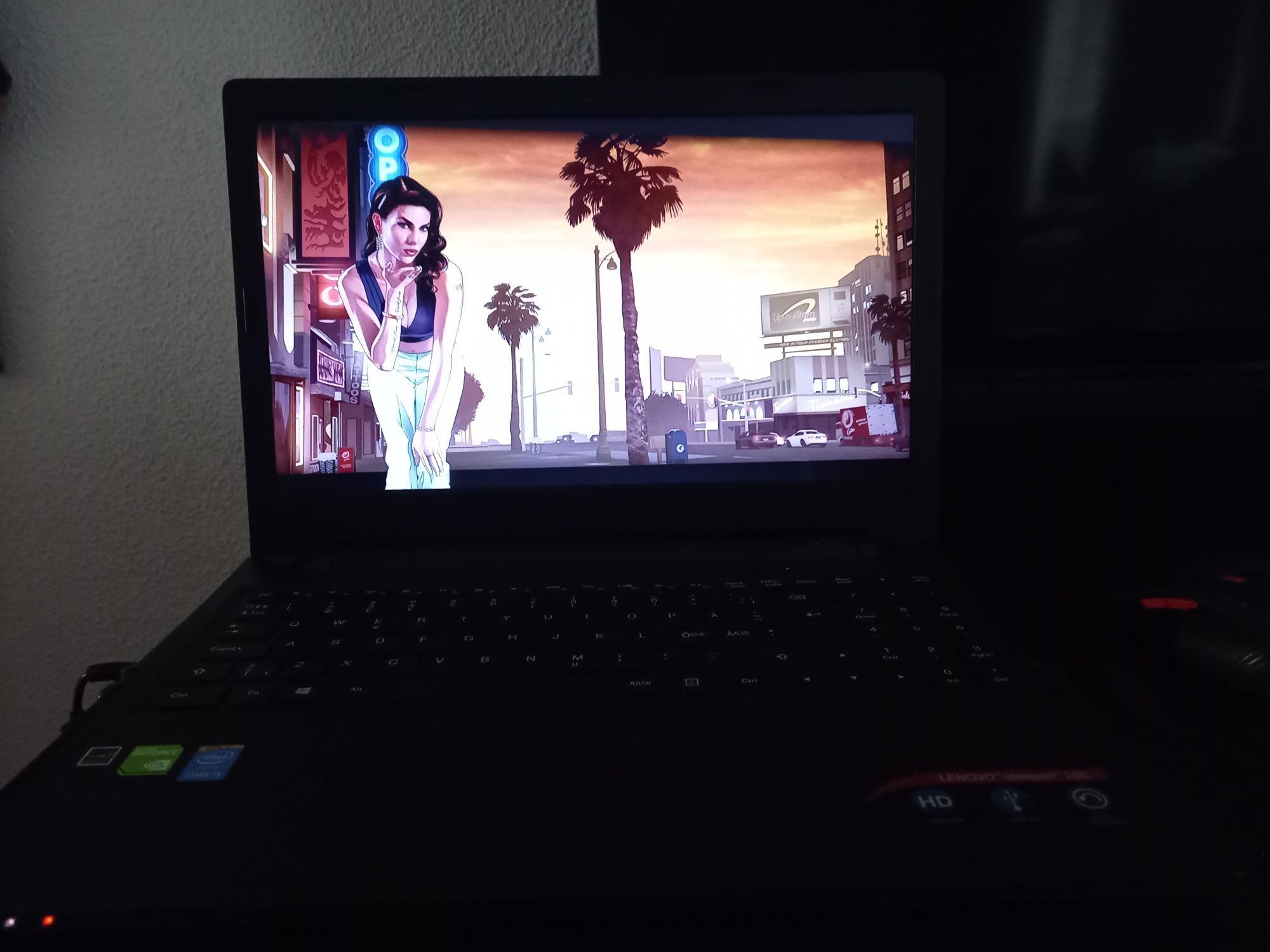 Laptop gaming ideapad 100
