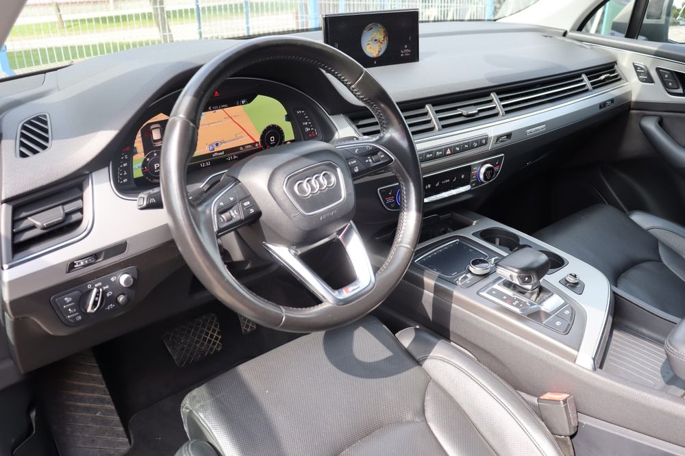 Audi Q7 S-Line Quattro!Soft close uși!Night vision!Ventilație!Rate!