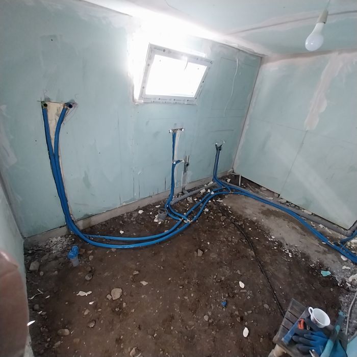 Renovări case și apartamente