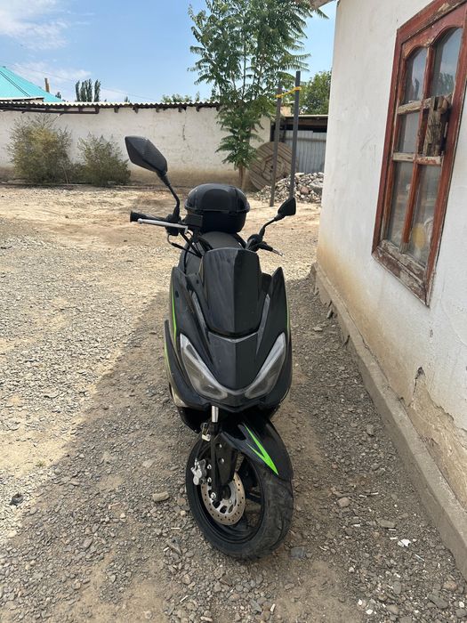 Мопед беннали 180куб