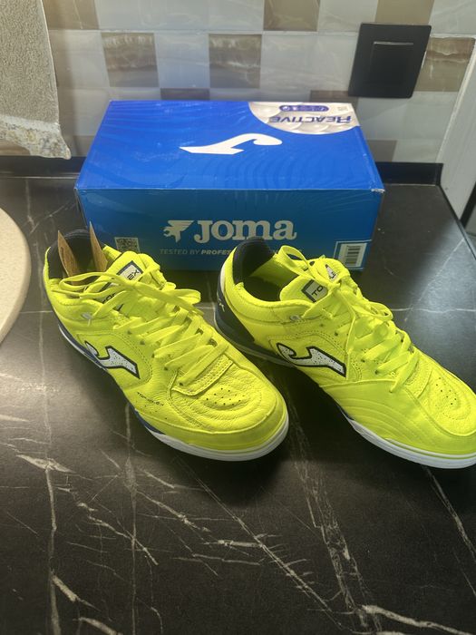 Кроссовки спортивные ОРИГИНАЛ футбольные