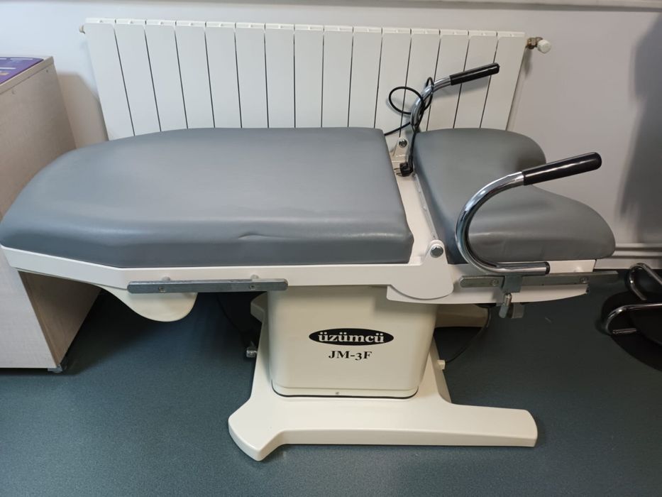 Masa ginecologica Uzumcu JM-3F 3 motoare