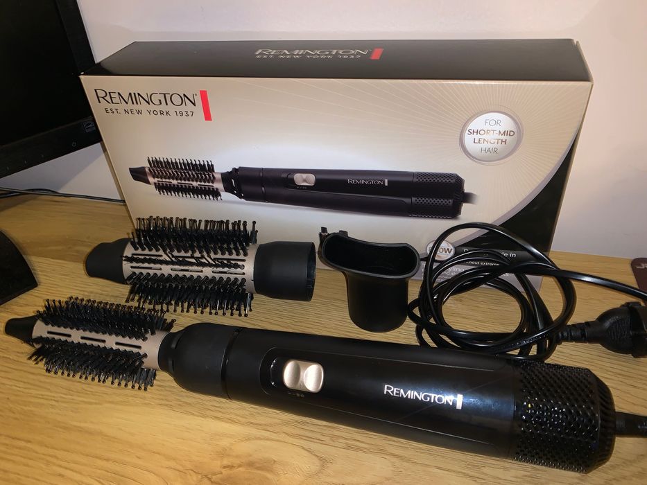 Perie cu aer cald Remington