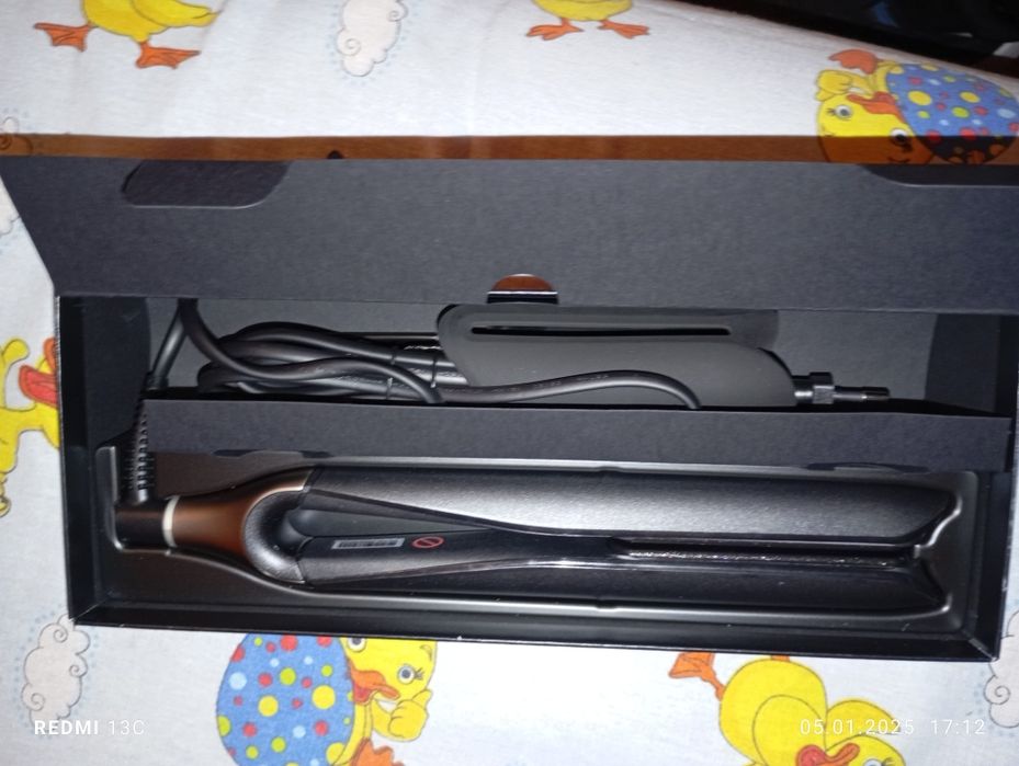 Vând placă profesională de păr nouă sigilată