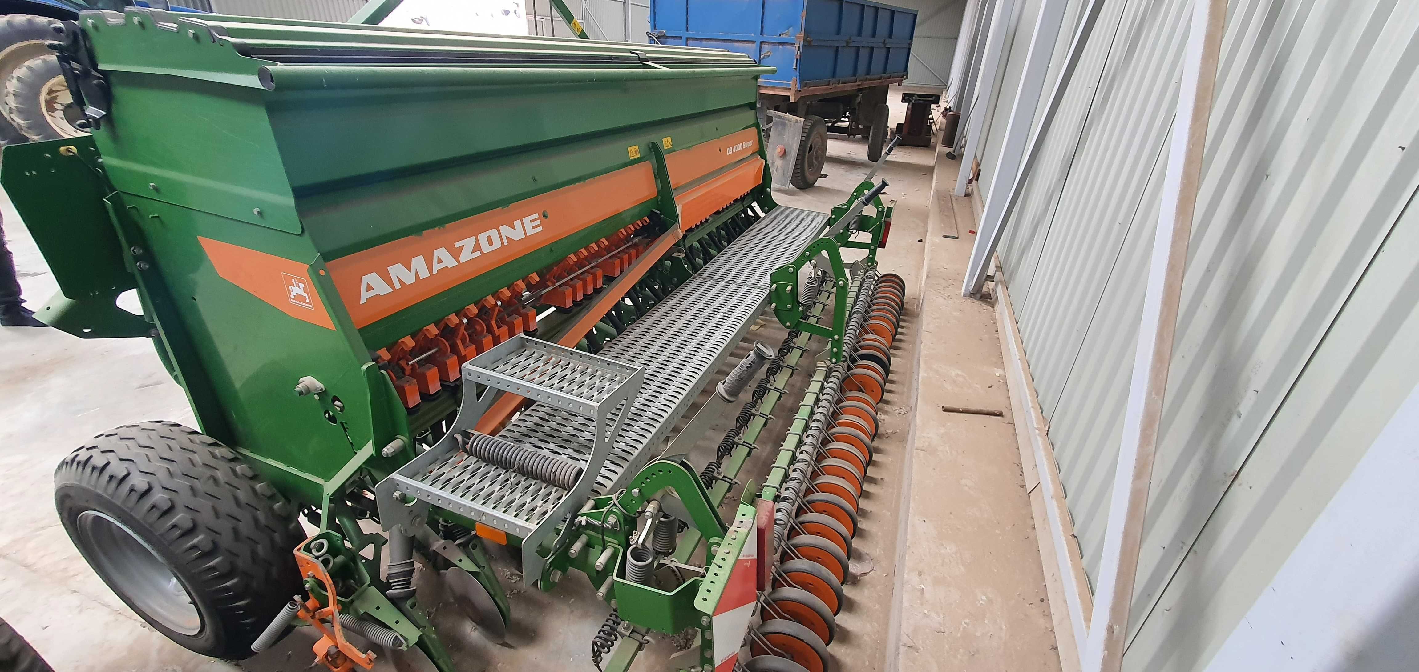 Semanatoare paioase Amazone D9 4000 Super