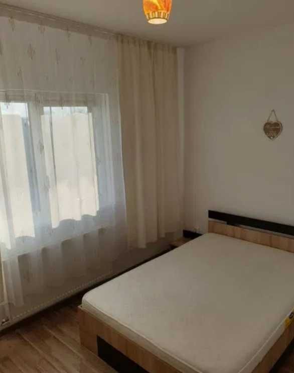 Дава се под наем Тристаен апартамент в Пловдив, Каменица 2 - 82 кв.м за 357 € - Снимка #2