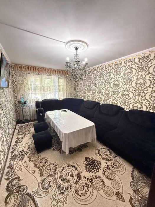 Продаётся 2х комнатная квартира на 1-этаже Адрес Согдиана Мед колледж