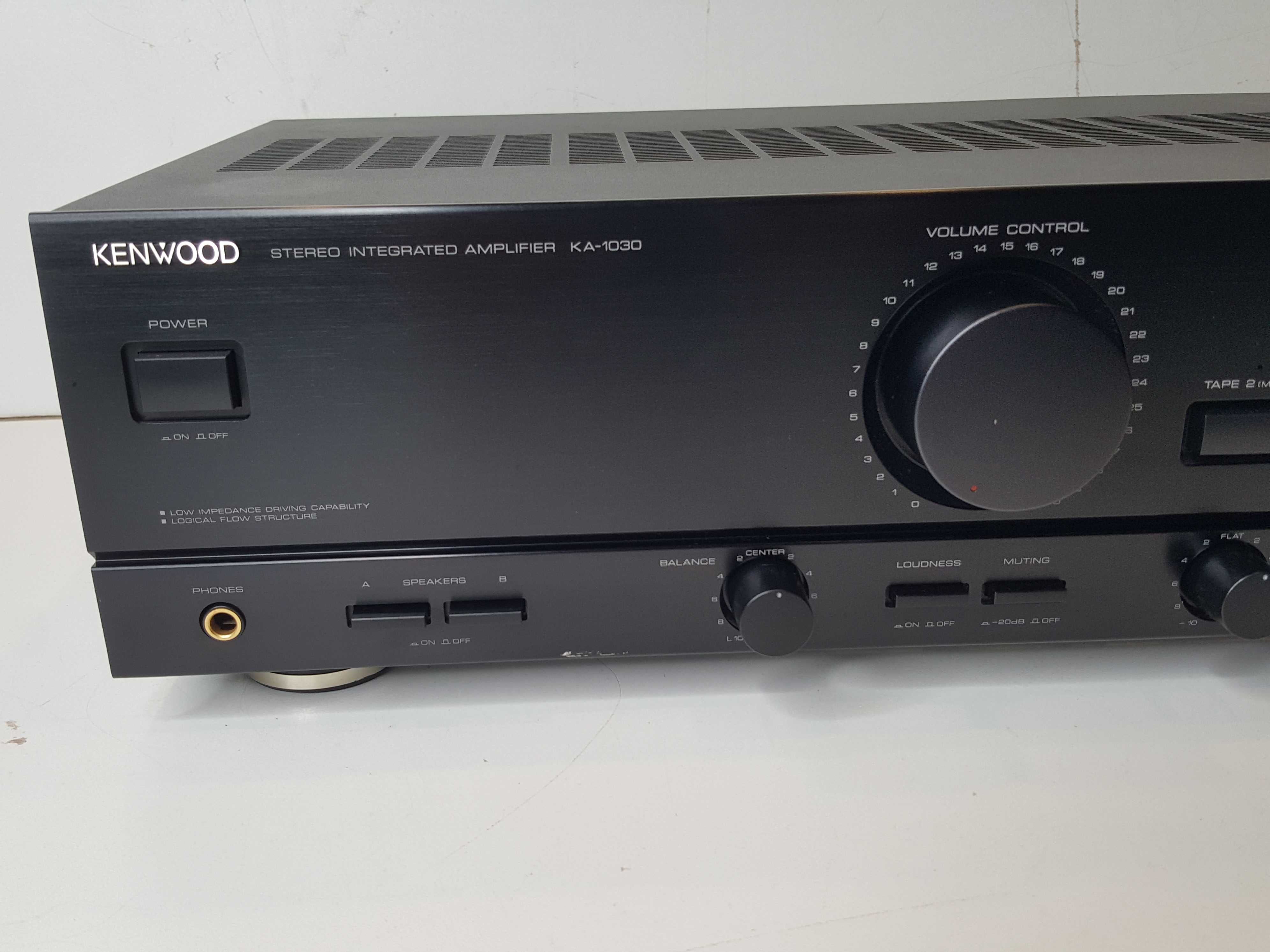 Vand amplificator Kenwood KA-1030