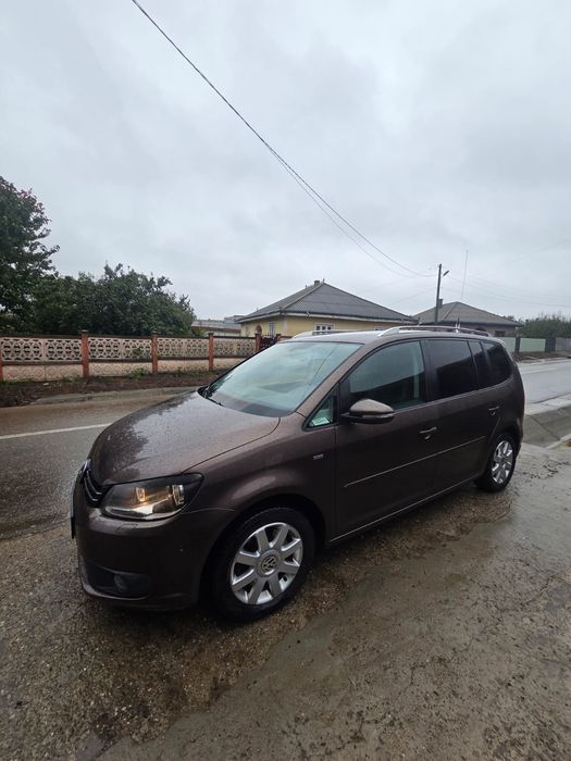 Vw Touran 2013 7 loc 1.4 benzina
