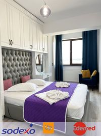 IS Accommodation Apartments Regim Hotelier Ap 1-2-3 Cam Palas-Centru