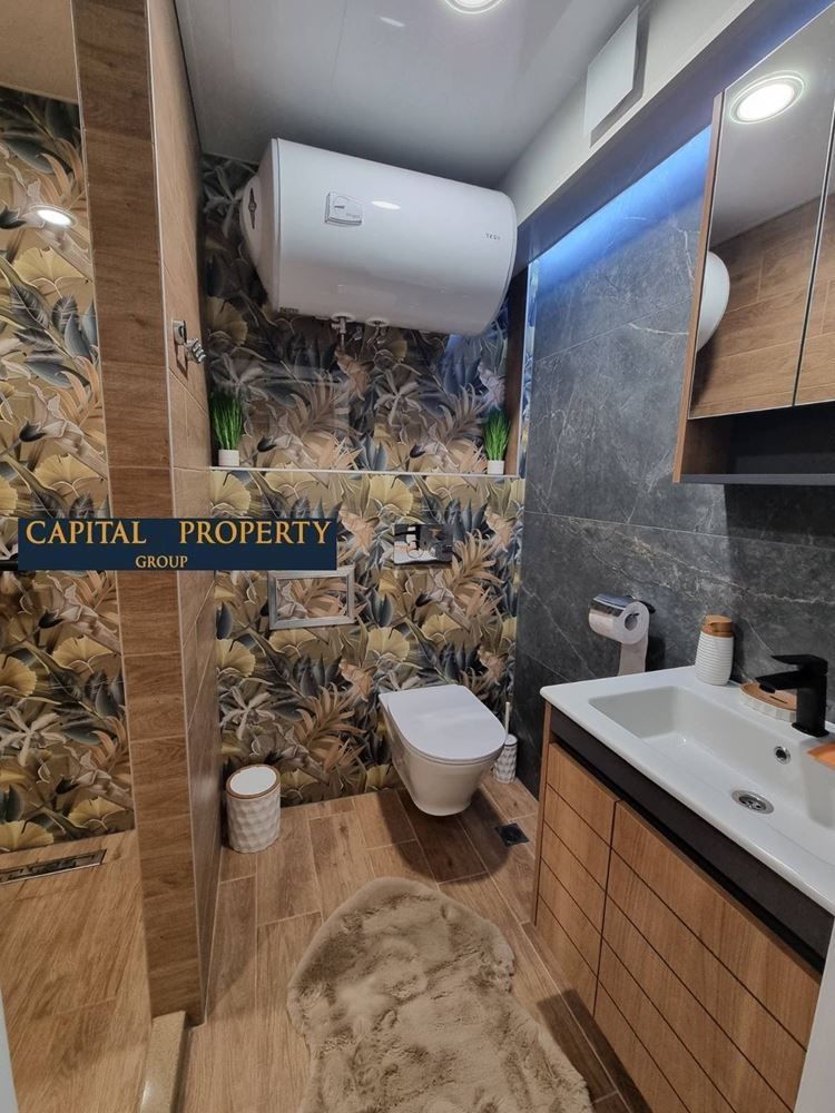 Дава се под наем Двустаен апартамент в Варна, Бизнес хотел - 65 кв.м за 615 € - Снимка #7