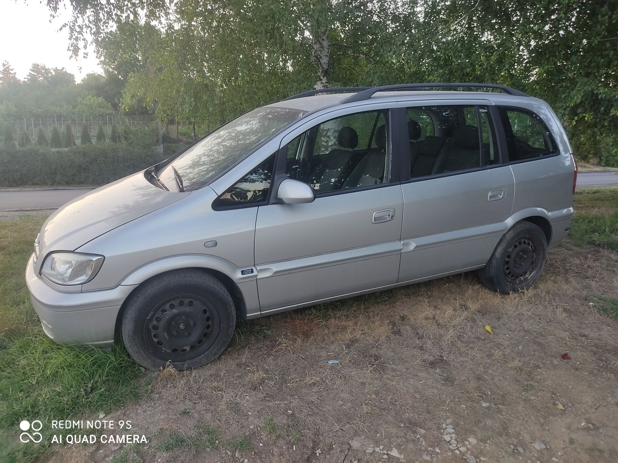 Opel zafira 2.2 dti