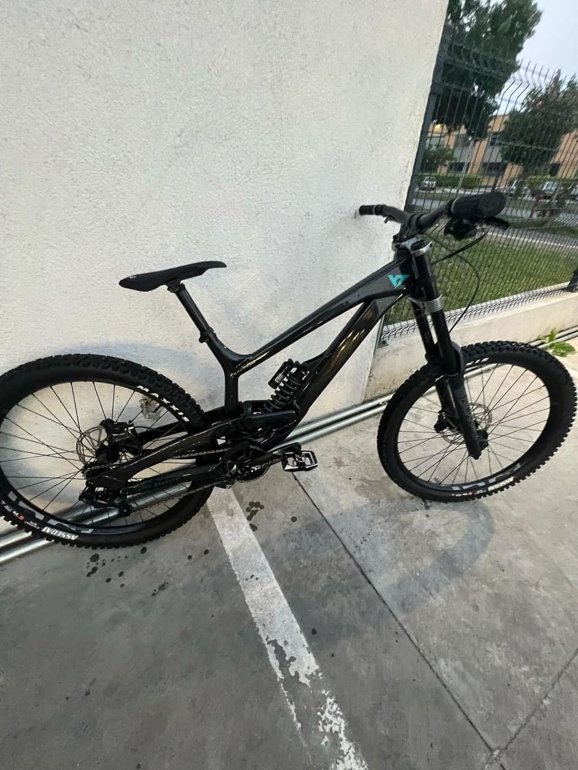 Yt  industries Tues Core 2 (2023)