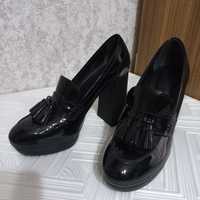 Туфли женские на платформе и толстом каблуке чёрные Hogan Италия