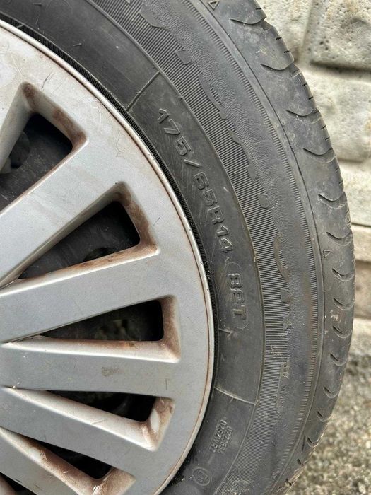 Anvelope ALL SEASON R14/175/65 cu jante