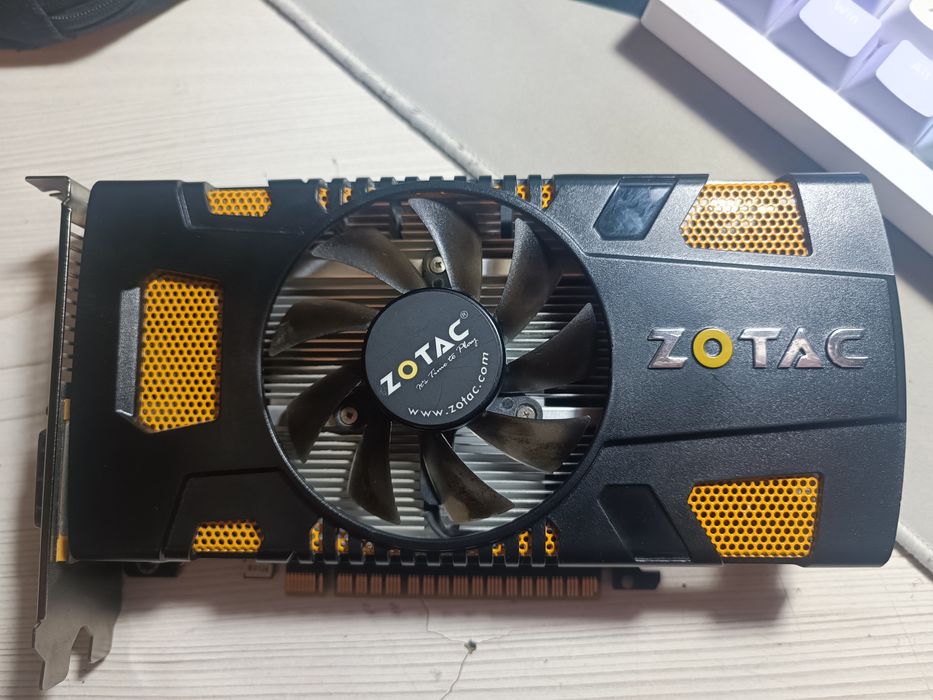 Видеокарта gtx 550ti zotac 1 gb