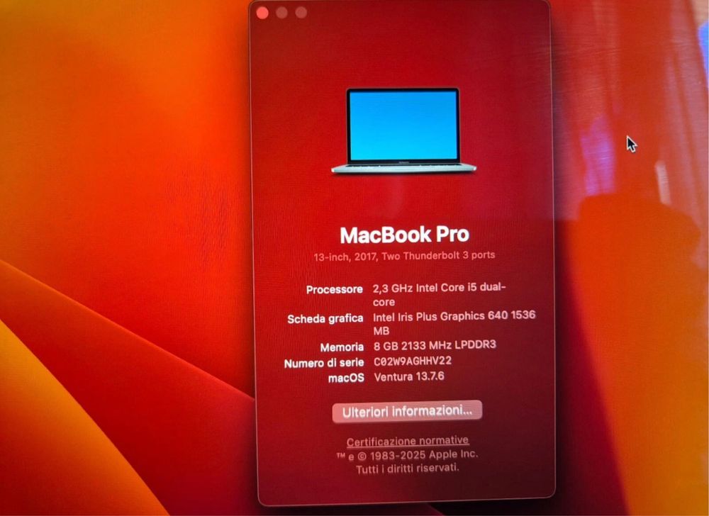 MacBook Pro  13,3 Retina Display